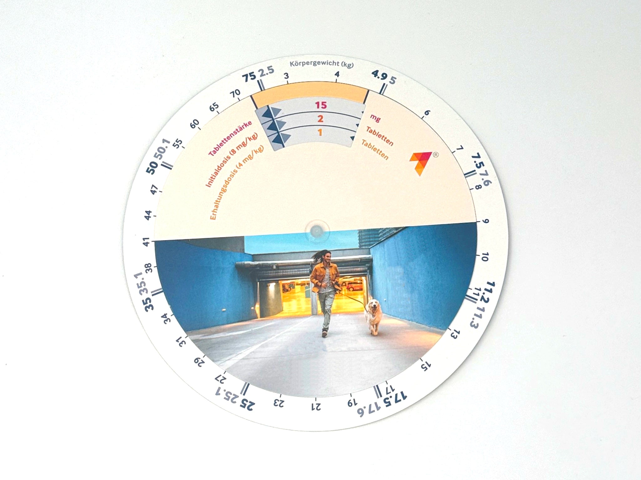 Eine Kartondrehscheibe