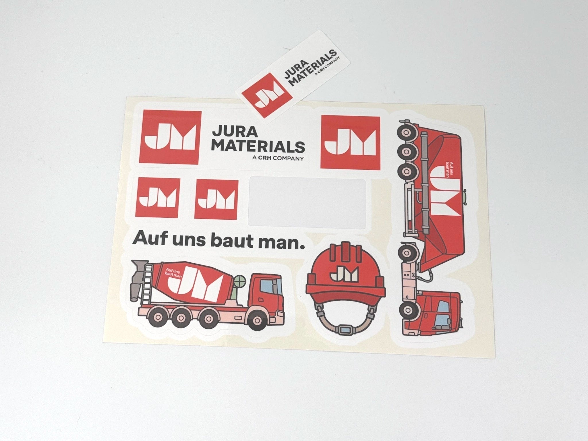 Bedruckte Stickerbogen mit Logo